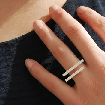 Sterling Silver Geometric Vertical Bar Ring, 2 of 3