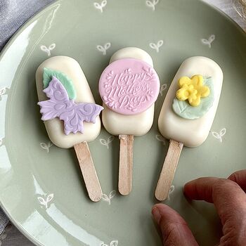 Personalised Mother's Day Trio Of Cakesicles, 2 of 8