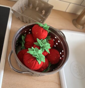 Pretend Play Felt Strawberries, 5 of 8