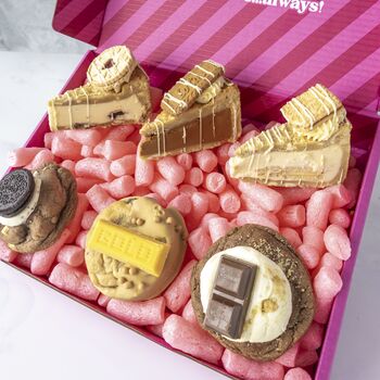 The Biscuit Deluxe Cookie And Cookie Pie Gift Box, 4 of 10