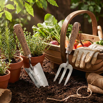 Personalised Gardeners Gift Engraved Trowel And Fork Set, 2 of 3