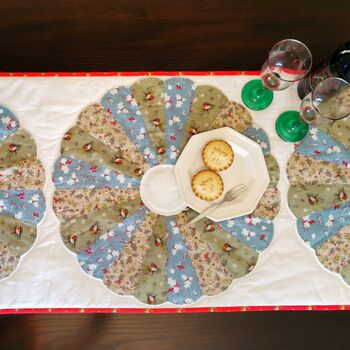 Table Runner, Robins, Reindeer, Holly Mistletoe, 5 of 8