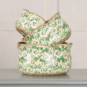 Set Of Three Green Leaf Scalloped Planters, 3 of 5