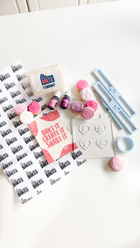 Mini Love Hearts Valentine's Biscuit Baking And Decorating Kit, 6 of 9