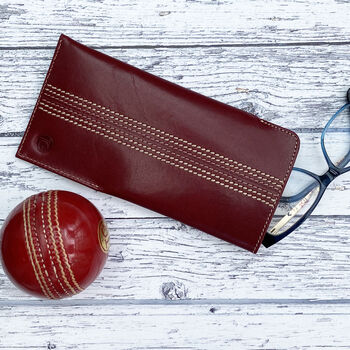 The Spectator Cricket Glasses Case By The Game ™, 2 of 3
