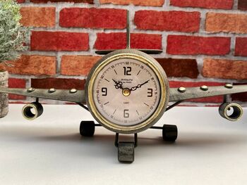42cm Metal Fighter Aeroplane Clock Novelty Desk Freestanding Or Wall Mount, 5 of 7