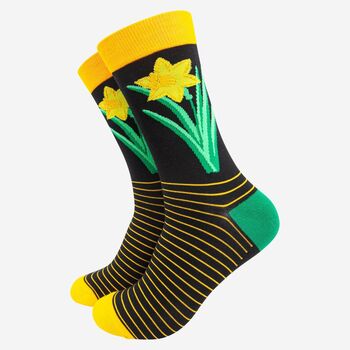 Men's Welsh Daffodil Floral Print Bamboo Socks, 2 of 4