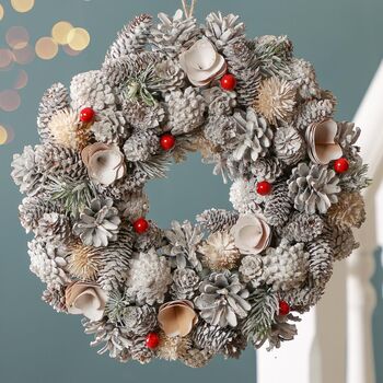 Snowberry Luxury Indoor Christmas Wreath, 4 of 7