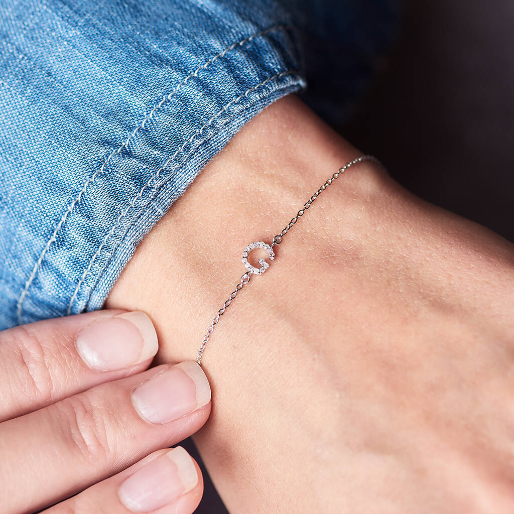 Get Tiny Pearl Bracelet at ₹ 850 | LBB Shop