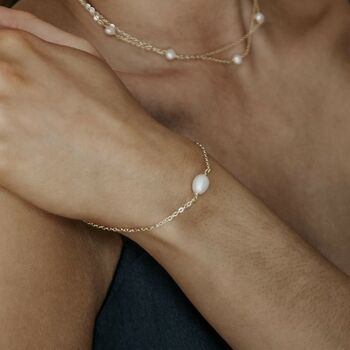 Minimalist Single Freshwater Pearl Bracelet, 3 of 8
