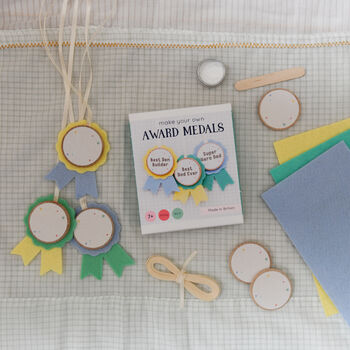 Personalised Father's Day Award Medals Craft Kit, 4 of 12