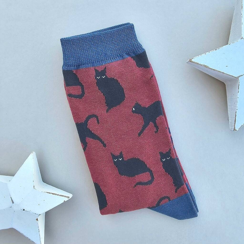 Men's Bamboo Cute Cats Socks In Oxblood Red By Nest