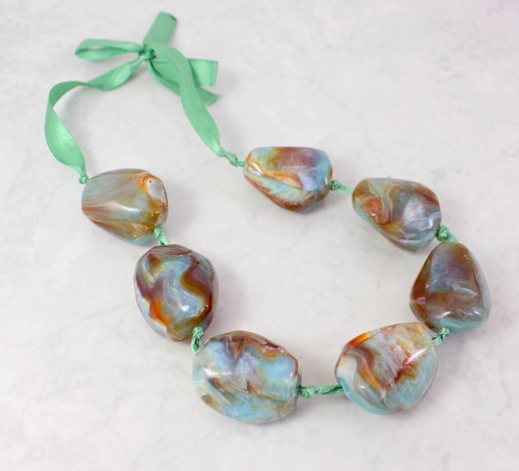 Geometric Marbled Bead Collar Necklace