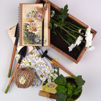 Grow Your Own Daisies Gardening Gift Set, 3 of 5