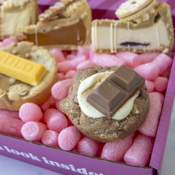 The Biscuit Deluxe Cookie And Cookie Pie Gift Box, 5 of 12