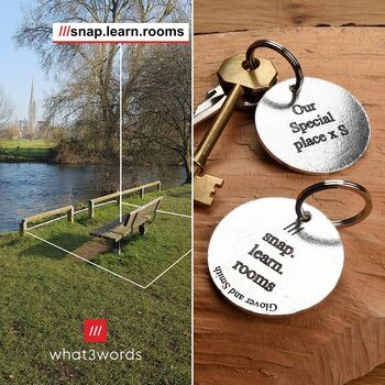 Personalised What3words Round Pewter Keyring Gift, 2 of 7
