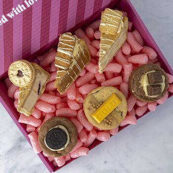 The Biscuit Deluxe Cookie And Cookie Pie Gift Box, 2 of 11