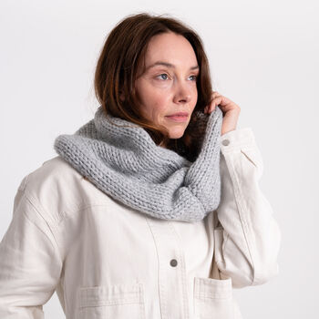 Snood With A Twist Knitting Kit, 4 of 10
