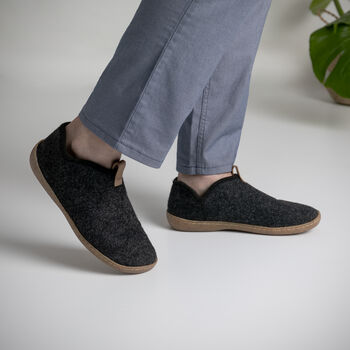 Snugtoes Wool Felt Grey Slippers For Men, 2 of 5