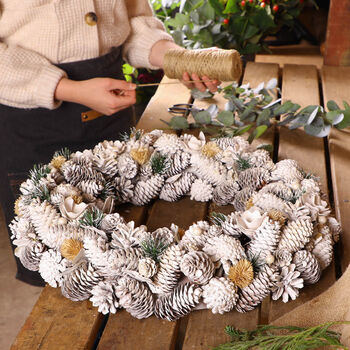 Extra Large Snowdrop Deluxe Christmas Wreath, 4 of 10