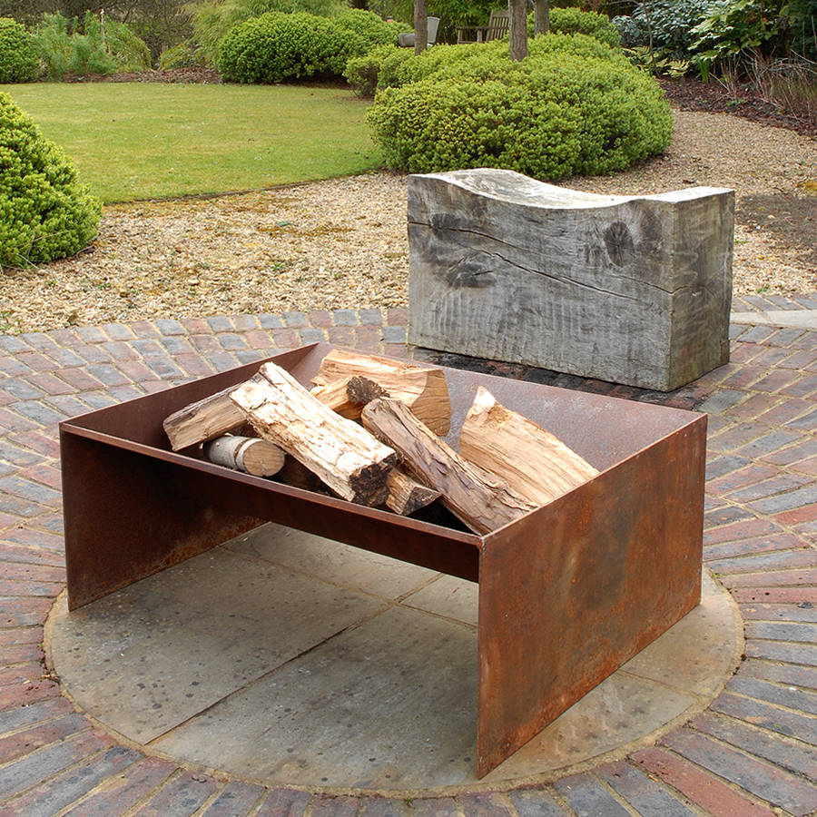 Chunk Welded Steel Fire Pit By Magma Firepits ...
