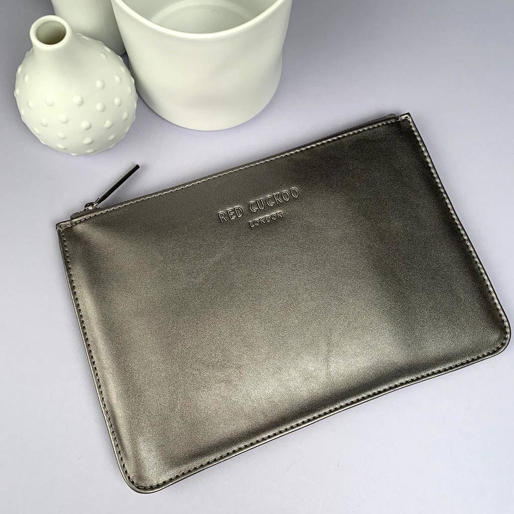 Clutch Pouch In Metallic Grey By Nest