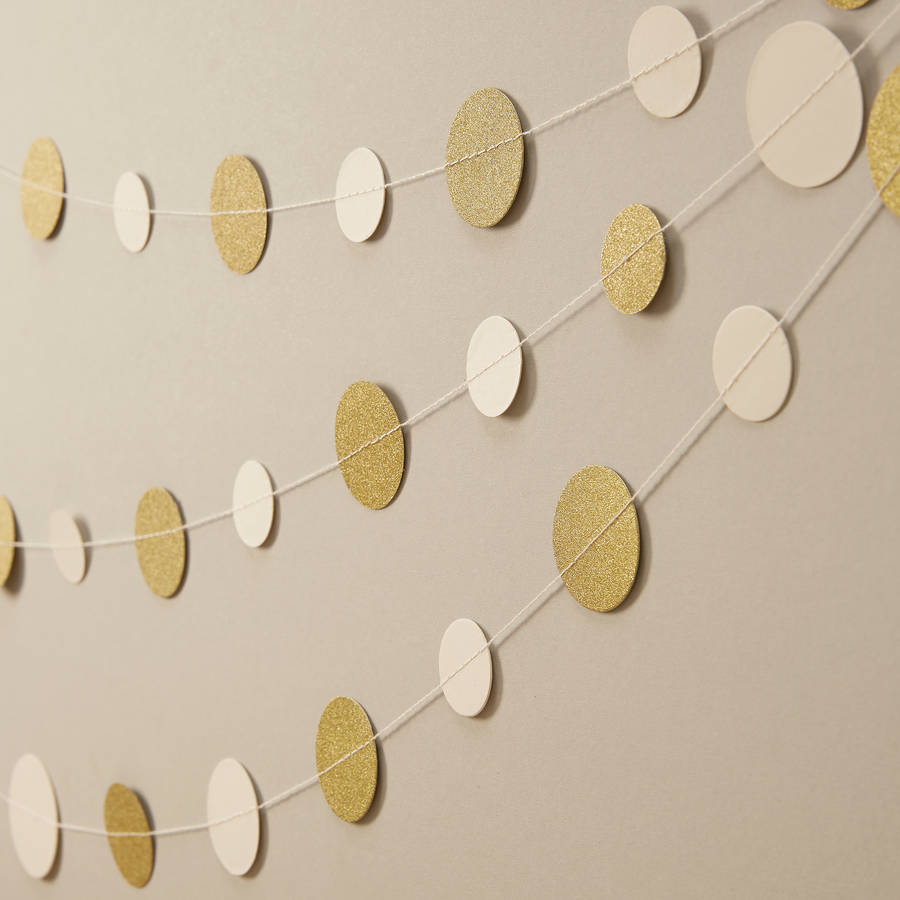 ivory and gold glitter circle garland by ginger ray ...