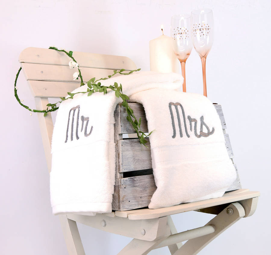 Mr And Mrs Bath Towels Set By Duncan Stewart