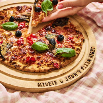 Personalised Couples Pizza Board, 4 of 4