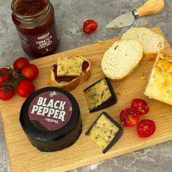Black Pepper Cheese Truckle 200g, 2 of 3