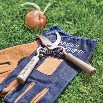 Personalised Copper Pruner And Gloves Set, 4 of 6