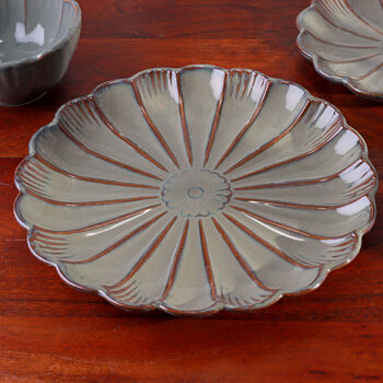 G Decor Petal Bloom Handcrafted Stoneware Tableware Collection Floral Carved Plates And Bowls, 7 of 7
