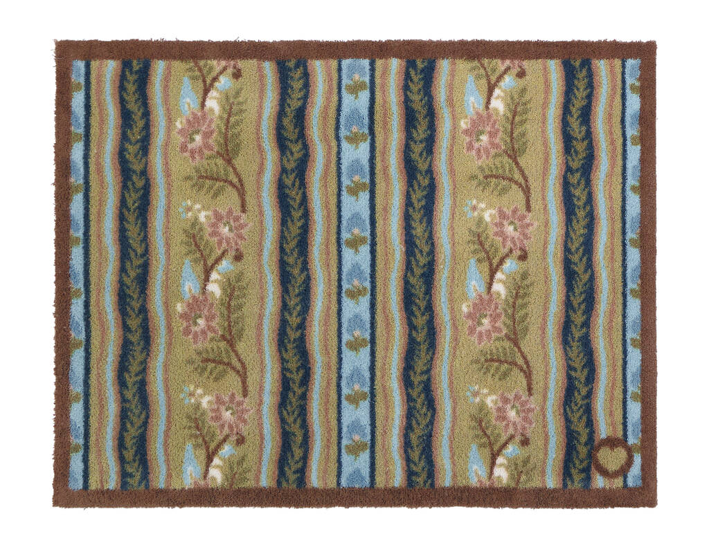 Hug Rug Floral Ribbon Motif, 1 of 2