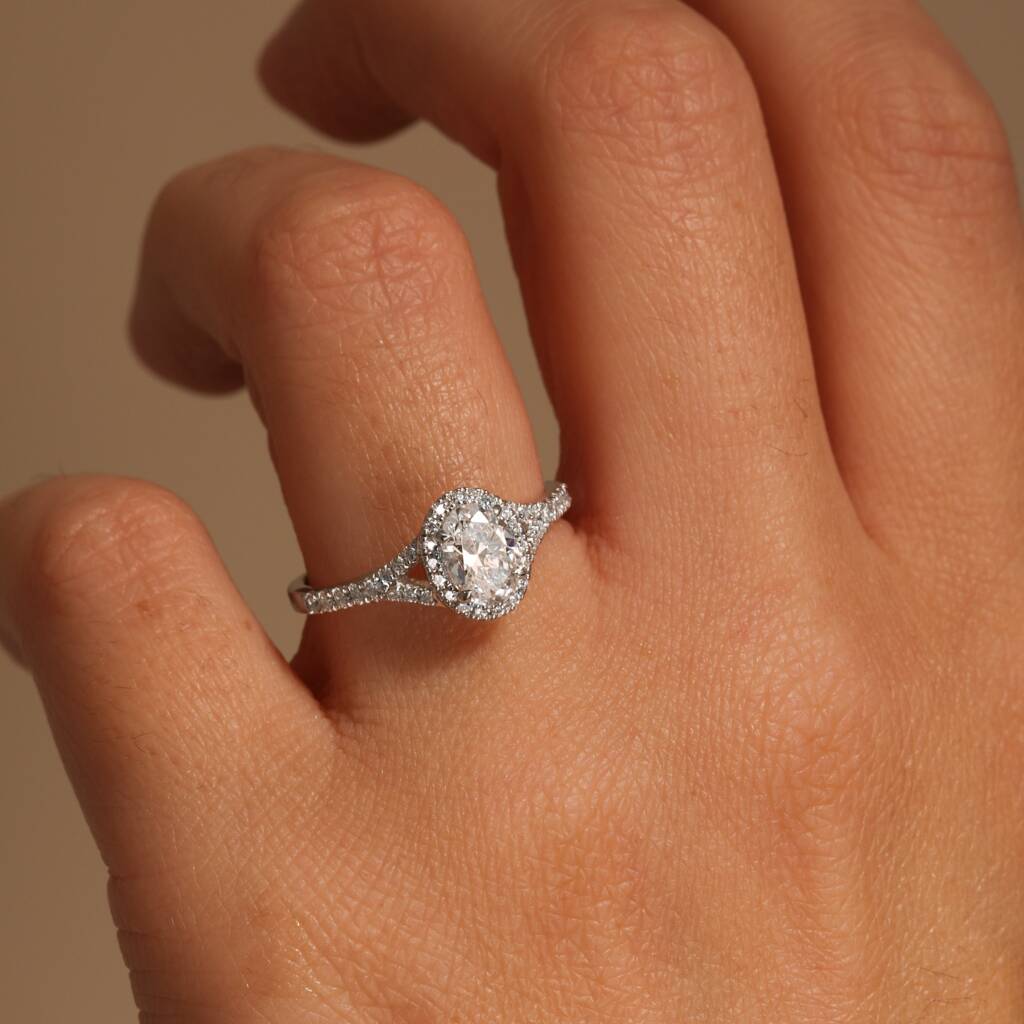 Created Brilliance Chloe Oval Lab Grown Diamond Ring, 1 of 9