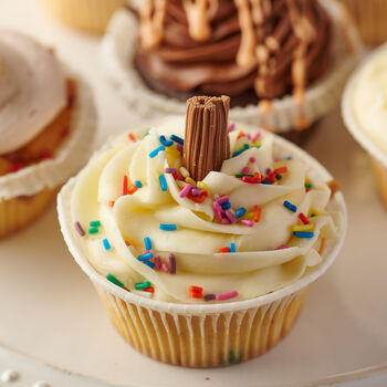 Celebration Cupcake Selection – Box Of Six Cupcakes, 3 of 7