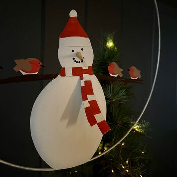 Snowman With Robins Hanging Christmas Wreath, 2 of 2