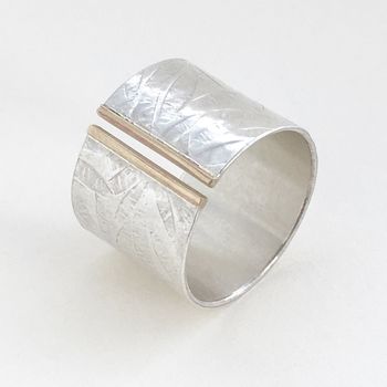 Petals 'Cigar Band' Embossed Ring, 8 of 10
