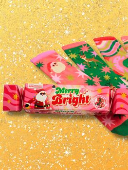 United Oddsocks Merry And Bright Cracker Gift Set, 3 of 4