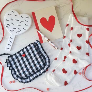 Hearts And Lashes Gift Box – Birthday And Feel Good Treat For Teens And Tweens, 2 of 8