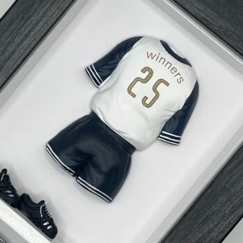 Commemorative Kit Box: Uefa Europa League Winners 2025, 2 of 6