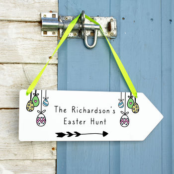 Personalised Easter Hunt Arrow Sign, 4 of 6