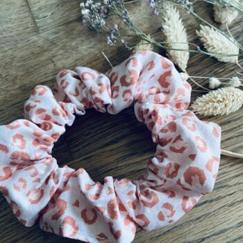 Wire Twist Bandeau Headband And Scrunchie In Coral, 3 of 3