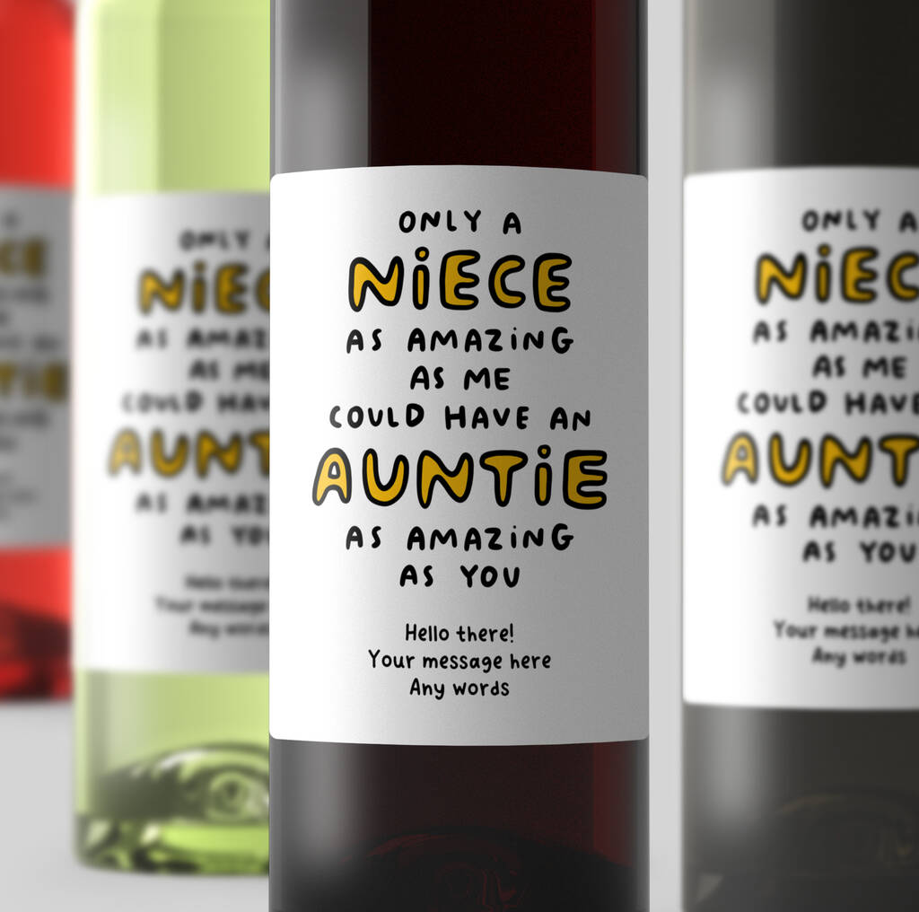Personalised Wine Label 'Amazing Auntie', 1 of 2