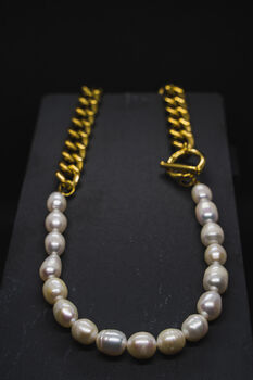 'Dakila' Distinguished Bold Pearls Necklace, 3 of 12