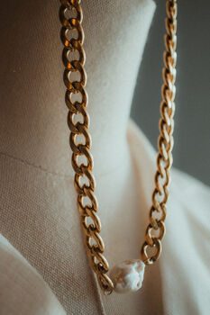 'Maharlika' Noble Baroque Pendant Necklace, 7 of 12