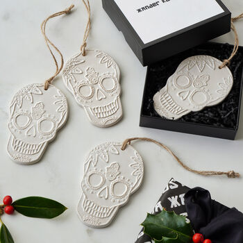 4pcs Luxury Stoneware Skull Tree Ornament Decoration, 2 of 7
