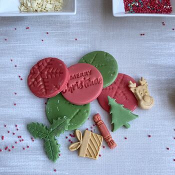 Christmassy And Festive Make Your Own Oreo Kit, 4 of 6