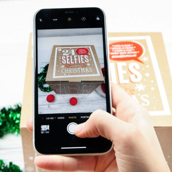 24 Selfies To Christmas Advent Calendar Box, 4 of 12
