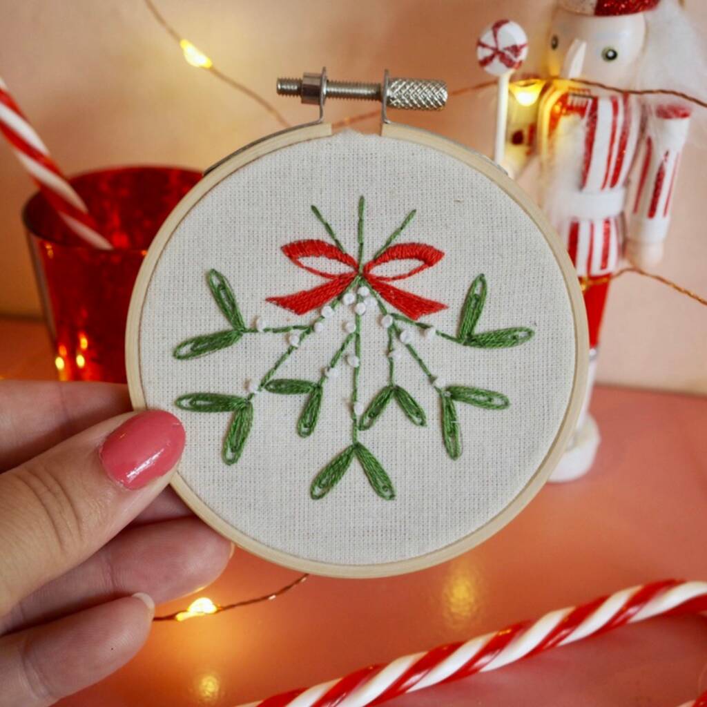Cross Stitch and Embroidery - Holiday or Event - Leisure Arts