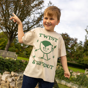 Twist And Sprout Boys' Christmas T Shirt, 2 of 4